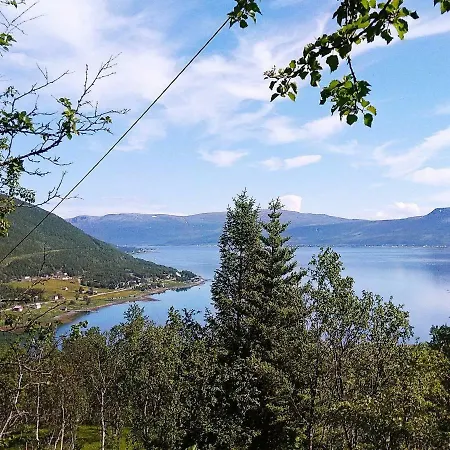 Tatil Evi Two-bedroom Holiday In Hansnes
