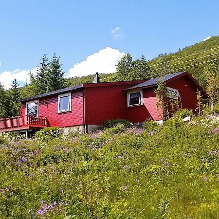 Two-bedroom Holiday In * Hansnes